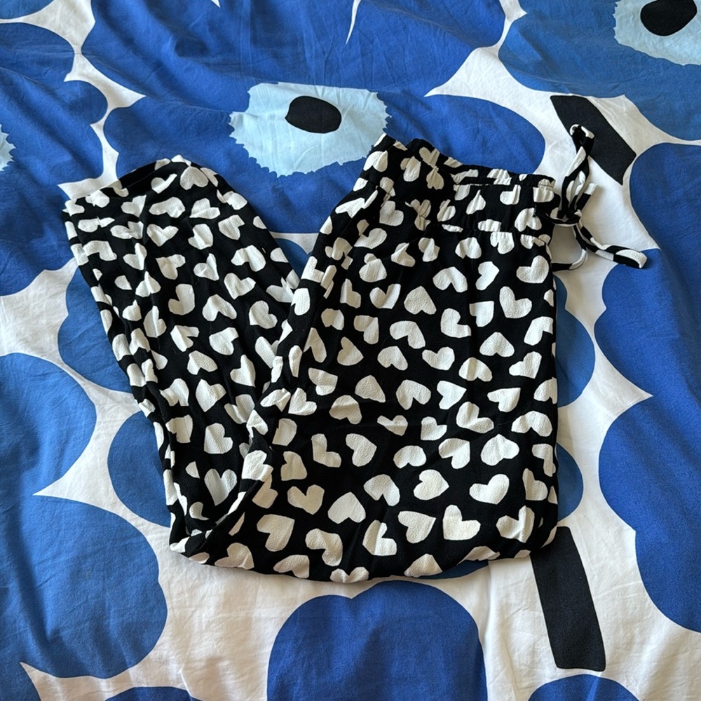 Kate Spade heart print pants